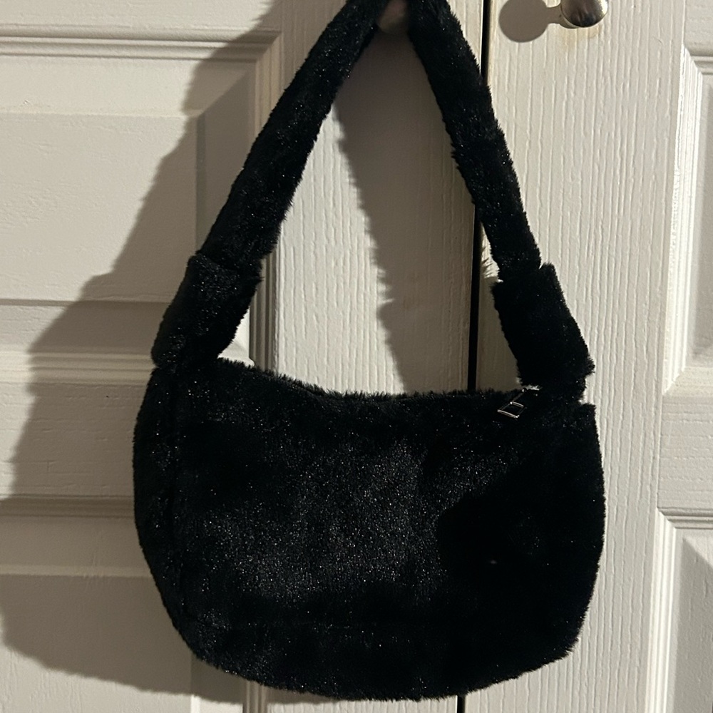 Elegant Black Women's Bag